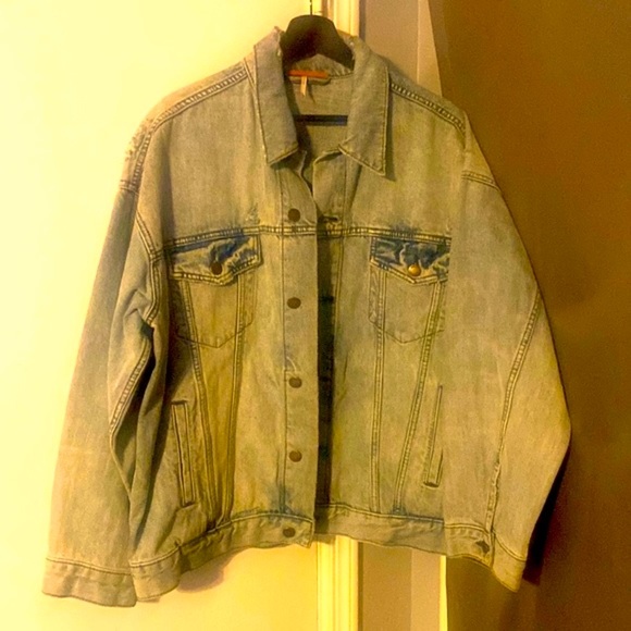 Free People Jackets & Blazers - Free People Oversized distressed Jean Jacket